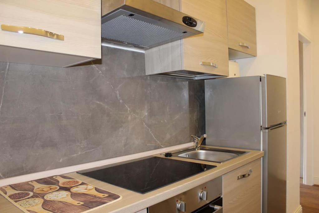Art Apartment Stazione B Florenţa Exterior foto